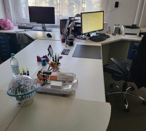 Schreibtisch Schreibtisch